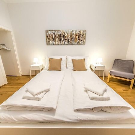 Beautiful City Apartment At Famous Ballgasse Vienna Luaran gambar